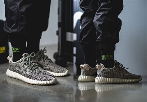 yeezy turtle dove price